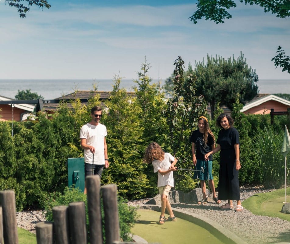 Minigolf Bornholm med havudsigt ved Gudhjem