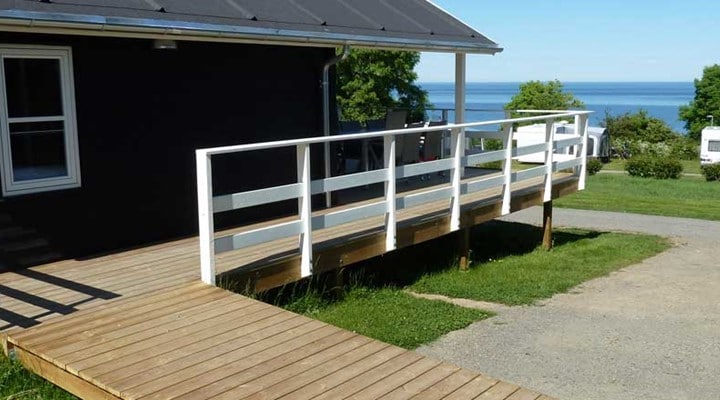 terrasse feriehytte til kørestol